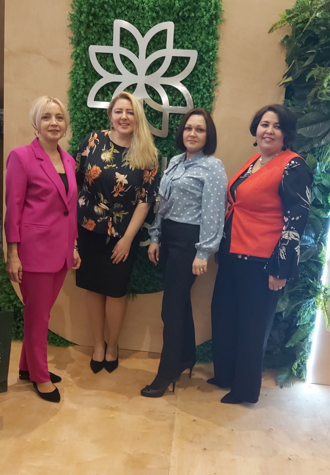 Read more about the article «Стальное кружево Урала»