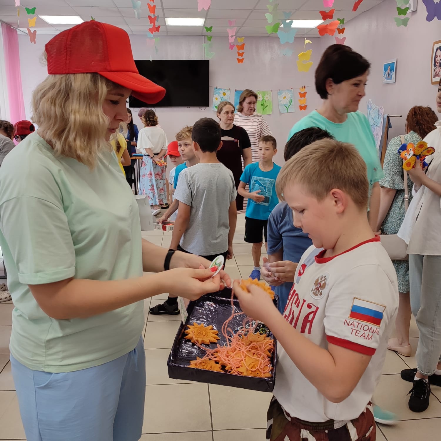 Read more about the article Ярмарка «ВместеЯрче!»