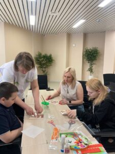 Read more about the article Улыбка женщины, залог семейного благополучия