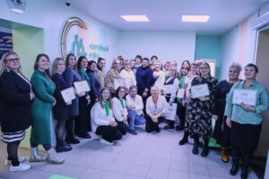 Read more about the article Семейные МФЦ: вместе создаем и строим мосты для поддержки семей!