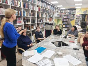 Read more about the article Приемные родители – психолог: вместе против буллинга!