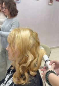 Read more about the article Яркий день красоты и уверенности в «Семье»
