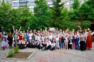 Read more about the article 1 июня в Челябинском областном центре «Семья» – праздник дружбы, традиций и яркого детства!